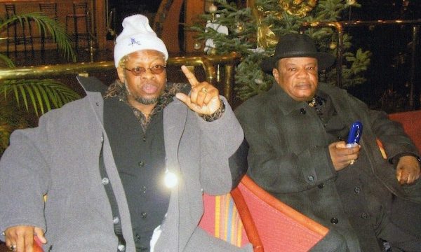 Dinastar Shango : « Madilu s’était fait ami du domestique de Sam Mangwana pour approcher ce dernier »