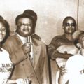 Le chanteur Madilu System entouré de ses danseuses | Photo d'archives