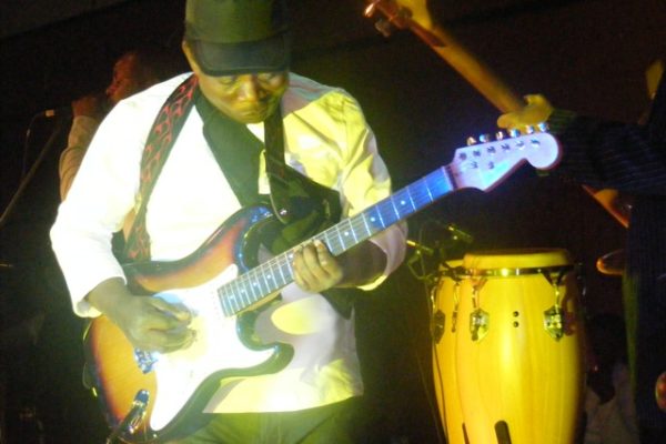 Shango Landu : « En 21 ans de carrière, j’ai connu ma plus grande émotion dans Zaïko Langa Langa… »