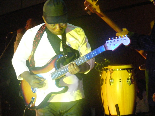 Shango Landu : « En 21 ans de carrière, j’ai connu ma plus grande émotion dans Zaïko Langa Langa… »