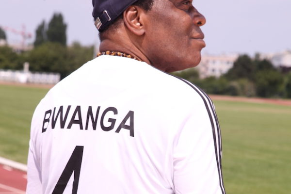 Bwanga Tshimen : émouvantes confidences du seul Ballon d’or congolais