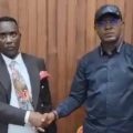 Kinshasa : Gode Mpoy a-t-il capitulé devant Ngobila et devant l’innommable ?