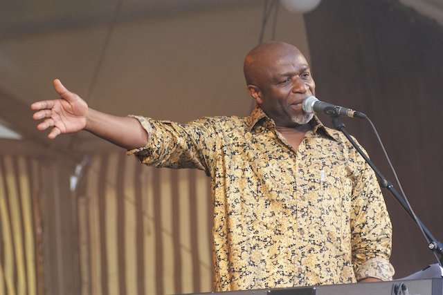 Ray Lema au festival « Les Escales » : Respect Maître !