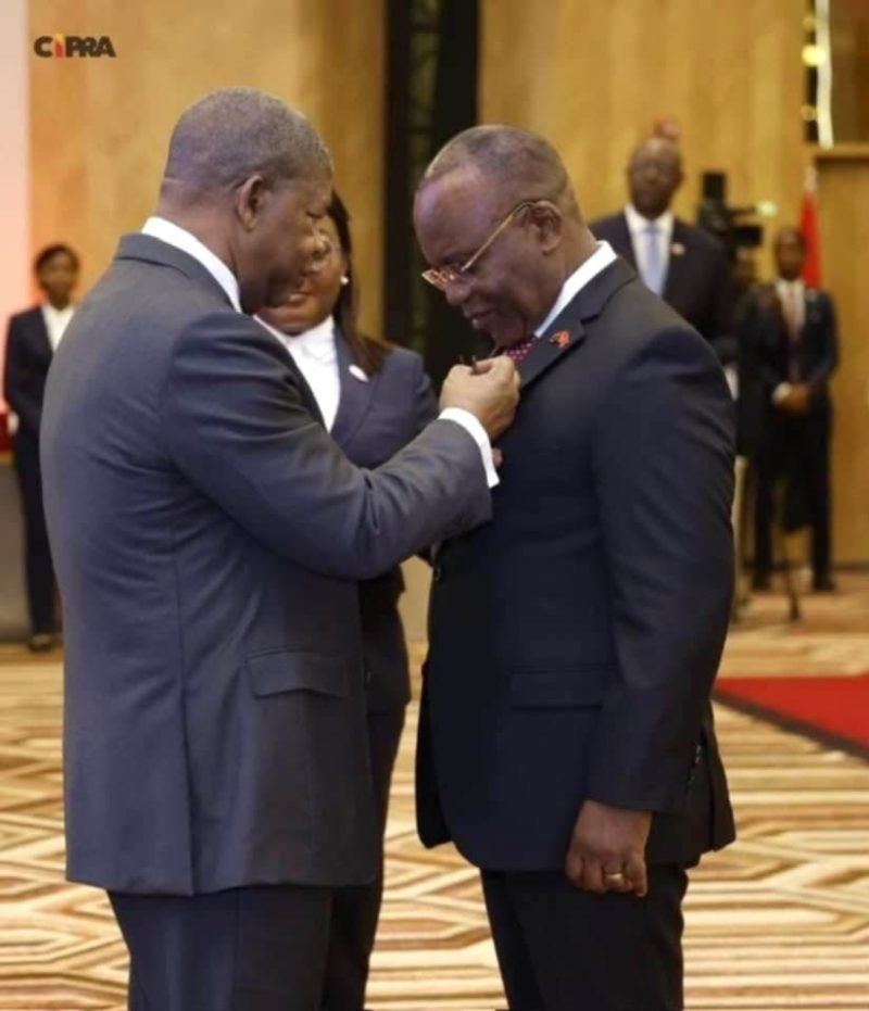 Angola : Syanga Abílio, décoré pour un parcours galopant à l’image du pays