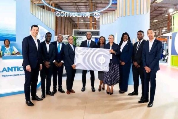 Angola : les détenteurs des comptes bancaires en Angola peuvent désormais utiliser la carte Visa partout au monde